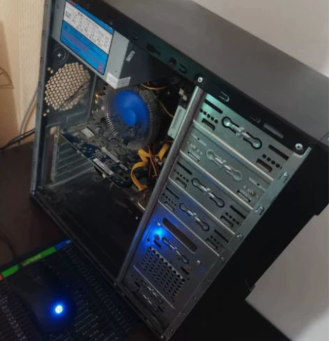 出一个闲置主机16g七彩虹内存  cpu....