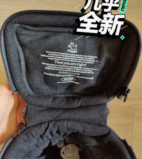 年轻人的单反相机包  当时买来是用于70D...