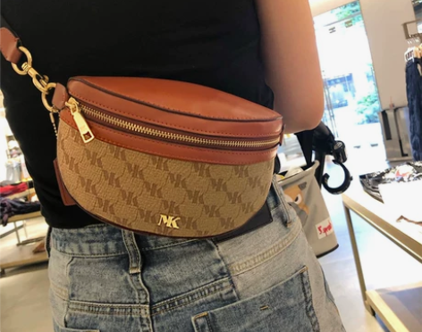 专柜撤柜正品经典标志真皮女士腰包印花大牌复...