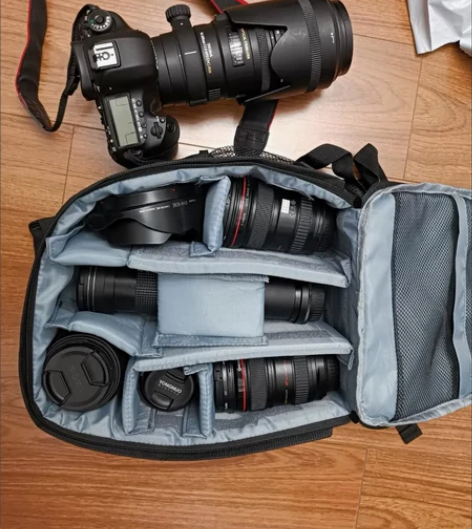 全新包邮双肩相机包单反微单小型防水轻便数码...