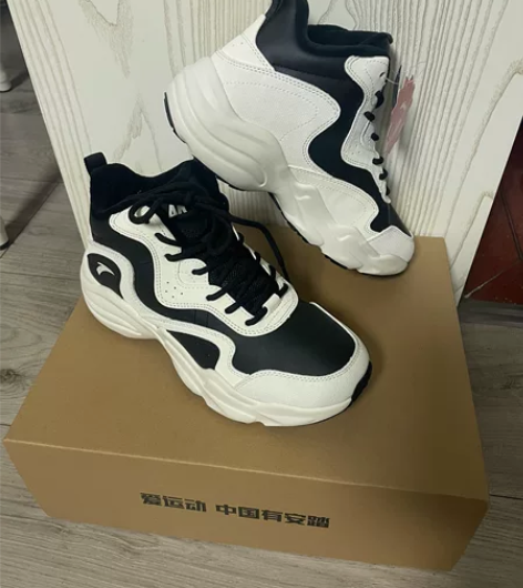 安踏正品，棉鞋加绒，36码，全新 感兴趣的...