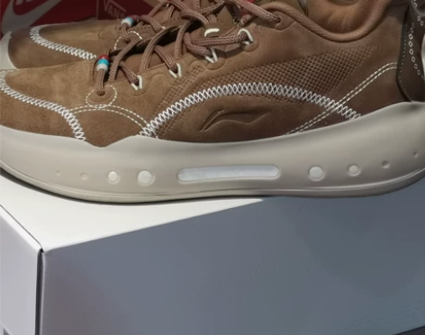 李宁 驭帅14  低帮/家乡 篮球鞋 表面...