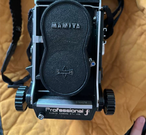 MAMIYA C330 取景器后配的，成色...