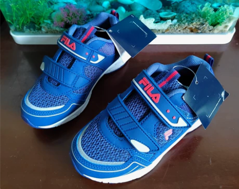 斐乐工厂尾单,因为是出外贸的,一小部分断码...