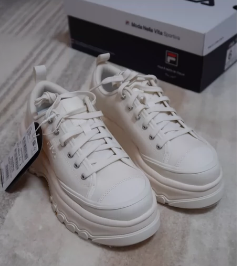 【无暇】斐乐Fila高圆圆同款40码 斐乐...