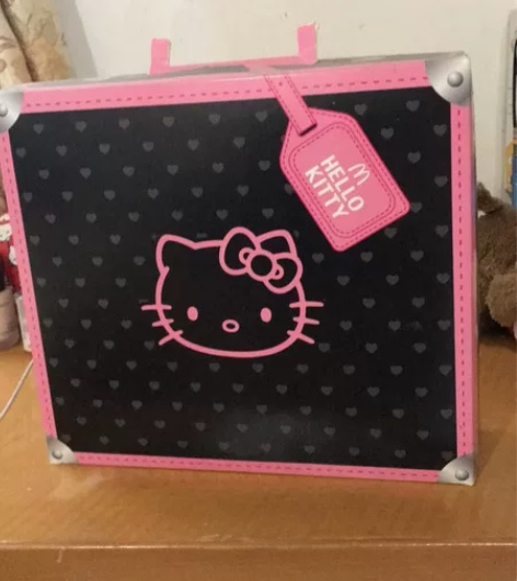 凯蒂猫世界旅行箱礼盒 品牌:MDL 材质:...