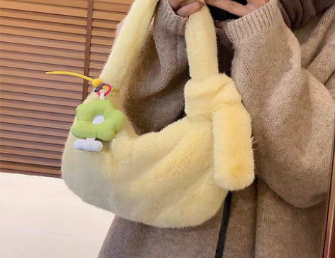 转卖天彩翼飞 女士包 感兴趣的话点“我想要...