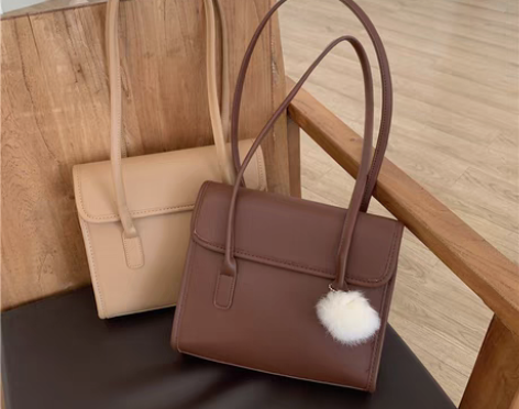 转卖包包2020新款潮秋冬简约ins复古公...