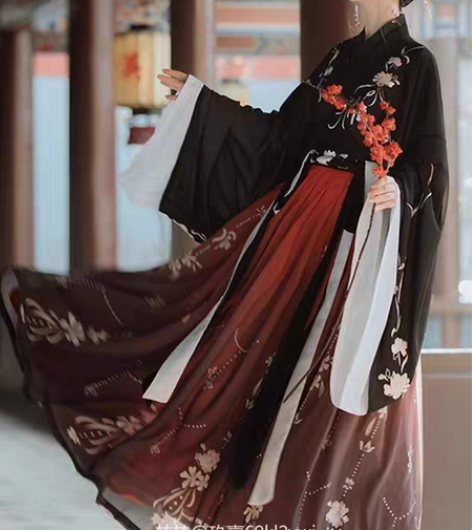 包邮桔屿家的汉服,可出科幻 入手渠道:淘宝...