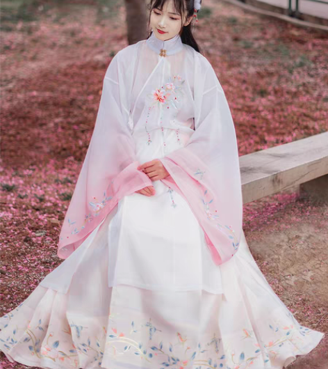 如梦霓裳原创汉服折花令一比甲马面裙古风搭配...