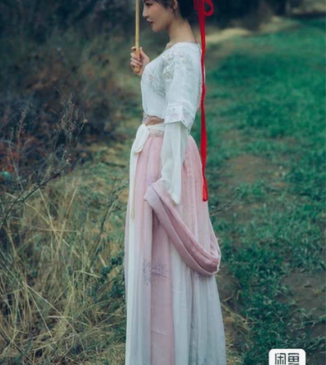 包邮【国风汉服｜汉服出租】都城南庄 陌芊尘...