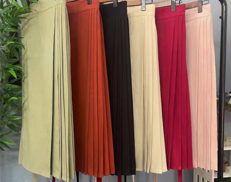 转卖五五年原创汉服8分裙马面裙中长款 穿孔...