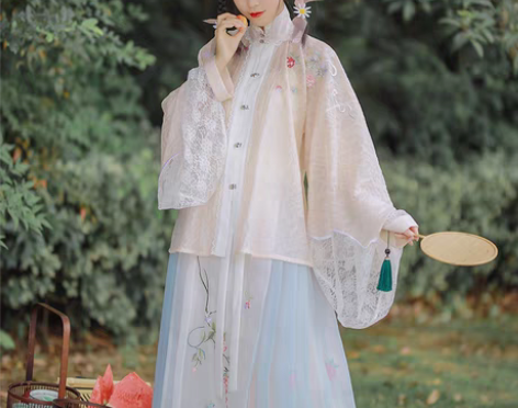 转卖七月夕 草莓奶昔 明制竖领对襟衫马面裙...