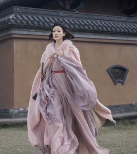 【汉服出租】 司南阁 毛绒斗篷 紫色 S码...