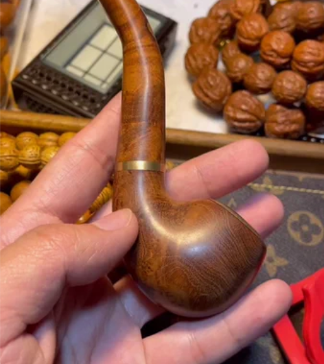 包邮麻梨疙瘩烟斗，抽老旱专用。五金件均为黄...