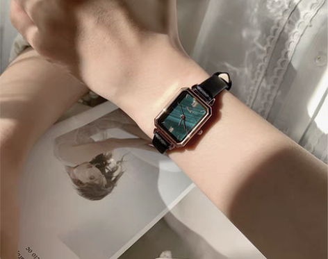 转卖歌迪手表女简约气质学生ins风方形款复...