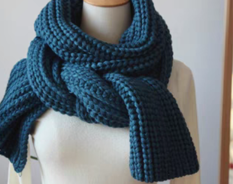 转卖新款复古孔雀蓝麻花粗毛线针织长款围巾日...