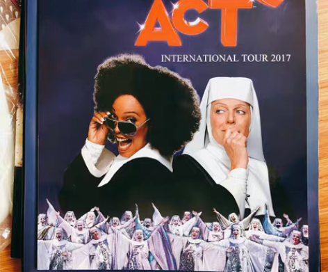 上海文化广场音乐剧修女也疯狂节目册 有主演...