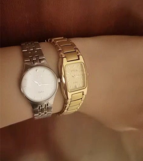 包邮飞亚达女士手表 感兴趣的话点“我想要”...