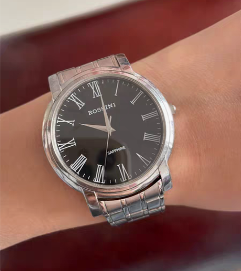 罗西尼手表男 现低价处理150￥901人想要