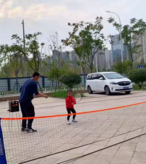 #网球 武汉少儿网球专业教学 感兴趣的话点...