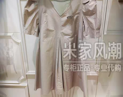 转卖Z11女装Z22BH310国内Zll代...