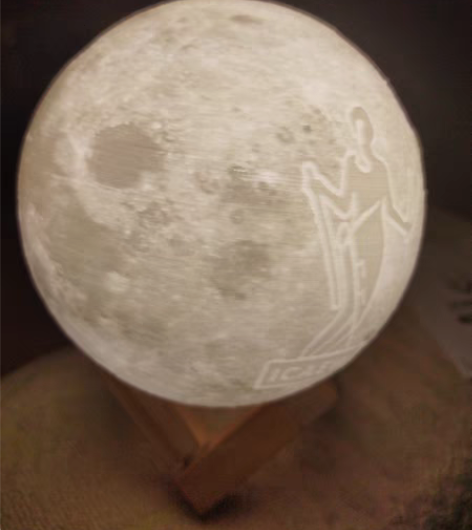 【全新】充电式月球灯(有环形山效果)，冷暖...