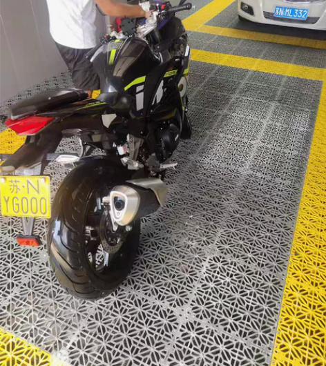 诺玛255，国威250， 20年末上牌，6...