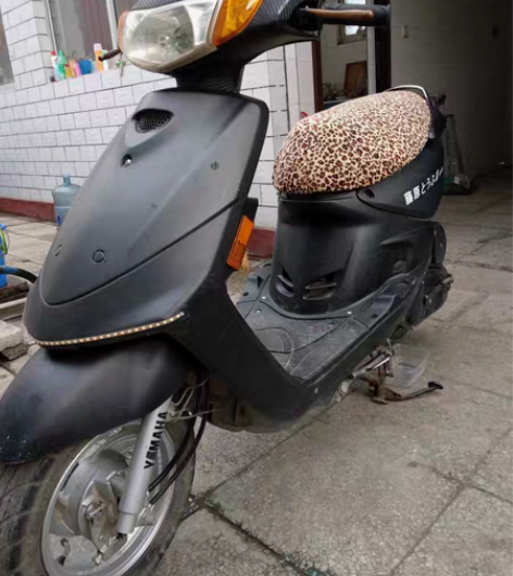 雅马哈巧格100   银钢125 05年、...