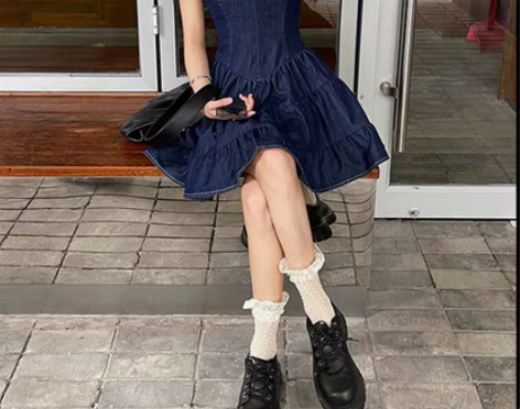 转卖《鱼骨美人》人鱼公主小蛮腰牛仔连衣裙夏...