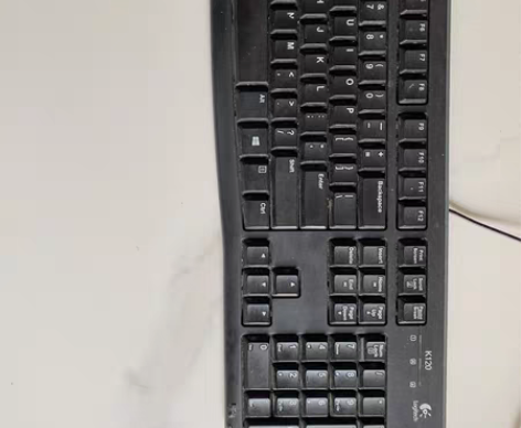 罗技，k120键盘，掉了一个小支座，其他一...