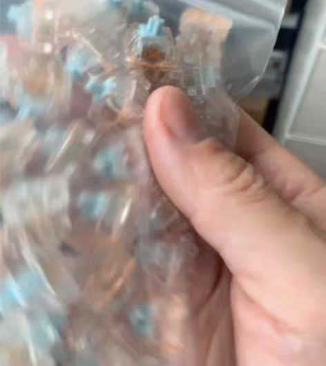 胖虎v2轴，上过焊接，轴间纸，成色定义伊拉...