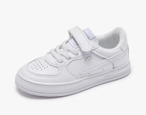 转卖回力小白鞋，童鞋女童/女童都可以穿 板...