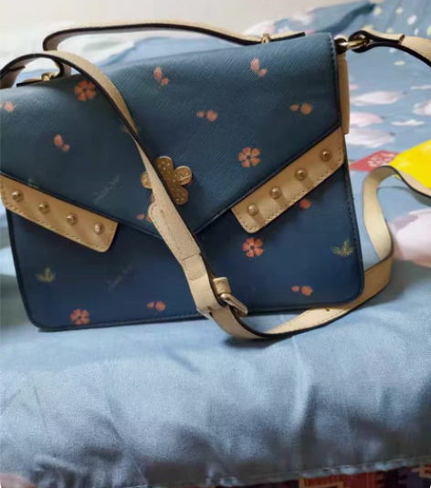 欧时纳包包 购买记录如图 八成新 爽快包邮...