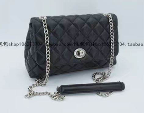 转卖韩国Warm Grey小巧柔美的羊皮菱...