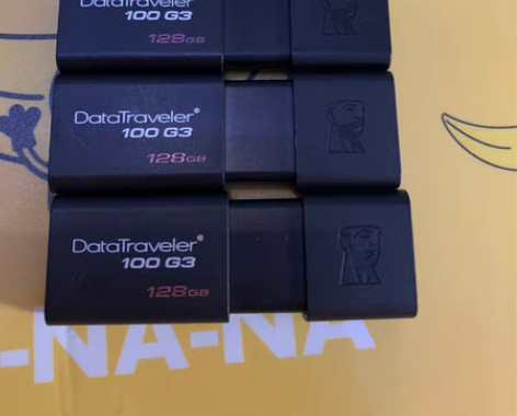 金士顿128G抽拉U盘，80一个打包优惠！...