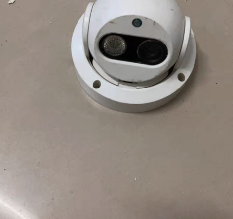 包邮剪线摄像头，可以当道具，钉在墙上可以威...