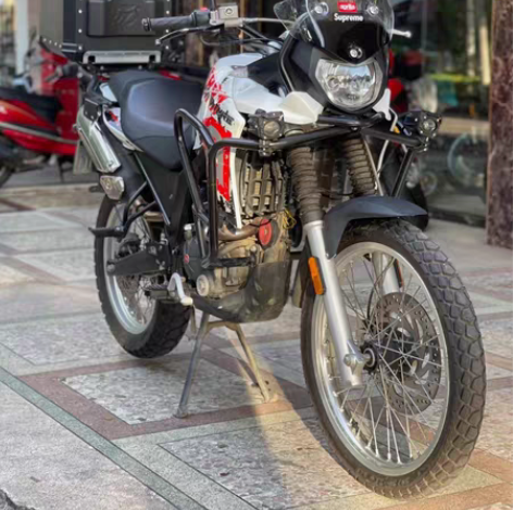 2018年阿普利亚terra 150adv...