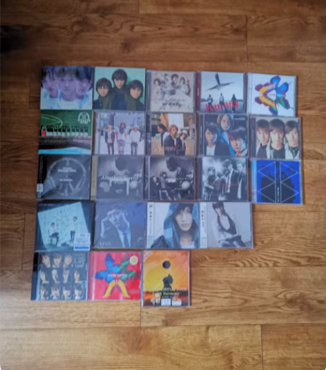 w-inds.专辑CD专区。有早期也有新的...