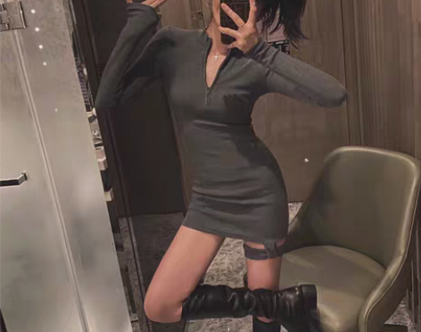 转卖IN MIMIFACE黑色性感长袖连衣...