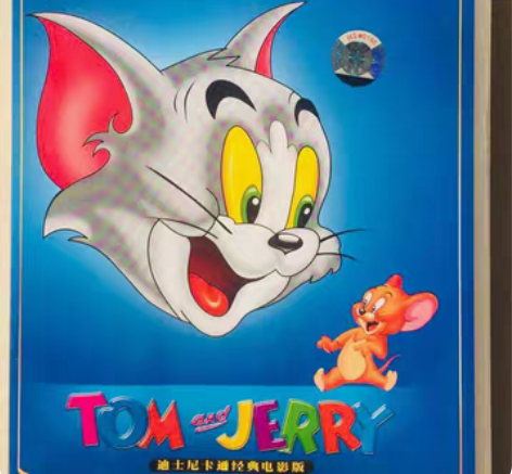 各种儿童DVD和英文学习的V/CD盒带 各...