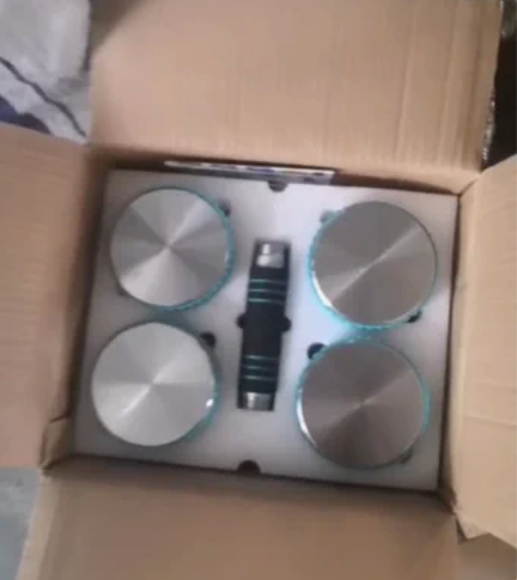 包邮【哑铃是全新的?瑕疵品?有锈斑? 20...