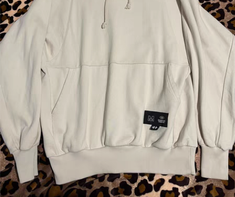 转卖EQUALIZER草牌官方运动卫衣 原...