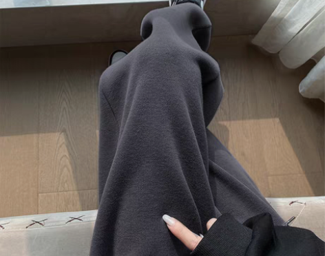 转卖美式炸街黑色运动裤女秋冬大码宽松直筒阔...