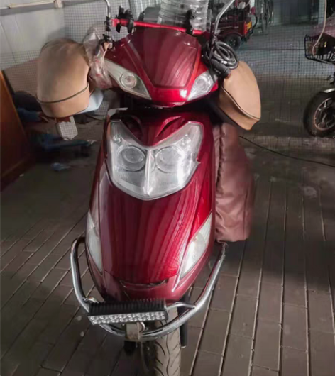 油电混动,一箱油4升跑300多公里,随车送...