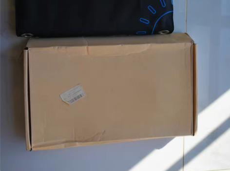 太阳能充电折叠包 全新未用 液晶显示电量 ...