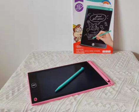 朋友开店剩下几套儿童画板液晶手写板小黑板宝...