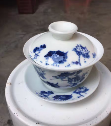包邮八十年代薄胎手工绘画青花瓷画盖碗 色泽...