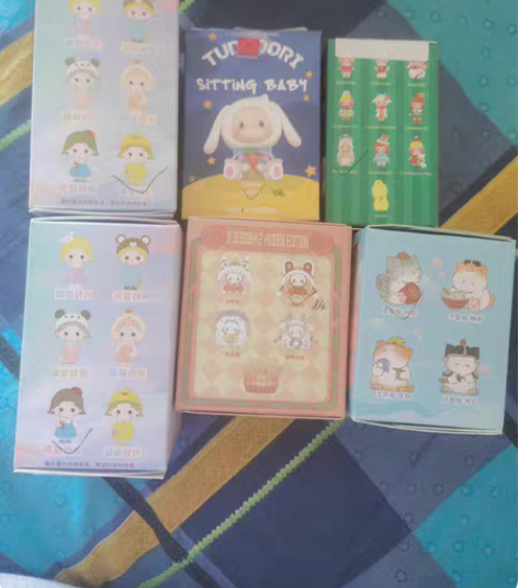 正版盲盒摆件，装饰品 家里太多了，出一部分...