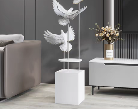 转卖创意飞鸟客厅落地摆件大型北欧轻奢沙发电...